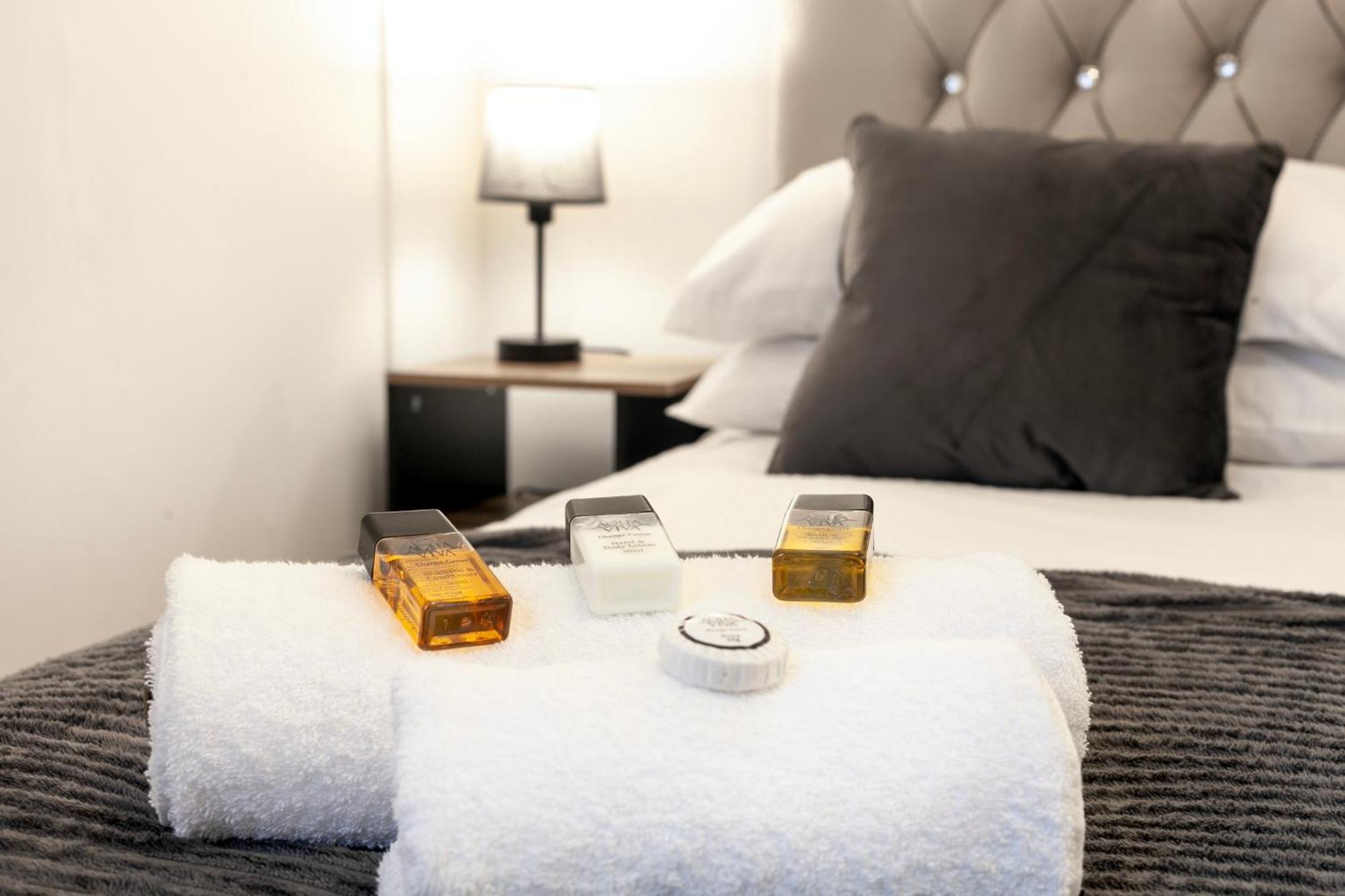 Beautiful One Bedroom Flat In Scott Ellis Gardens London Ngoại thất bức ảnh